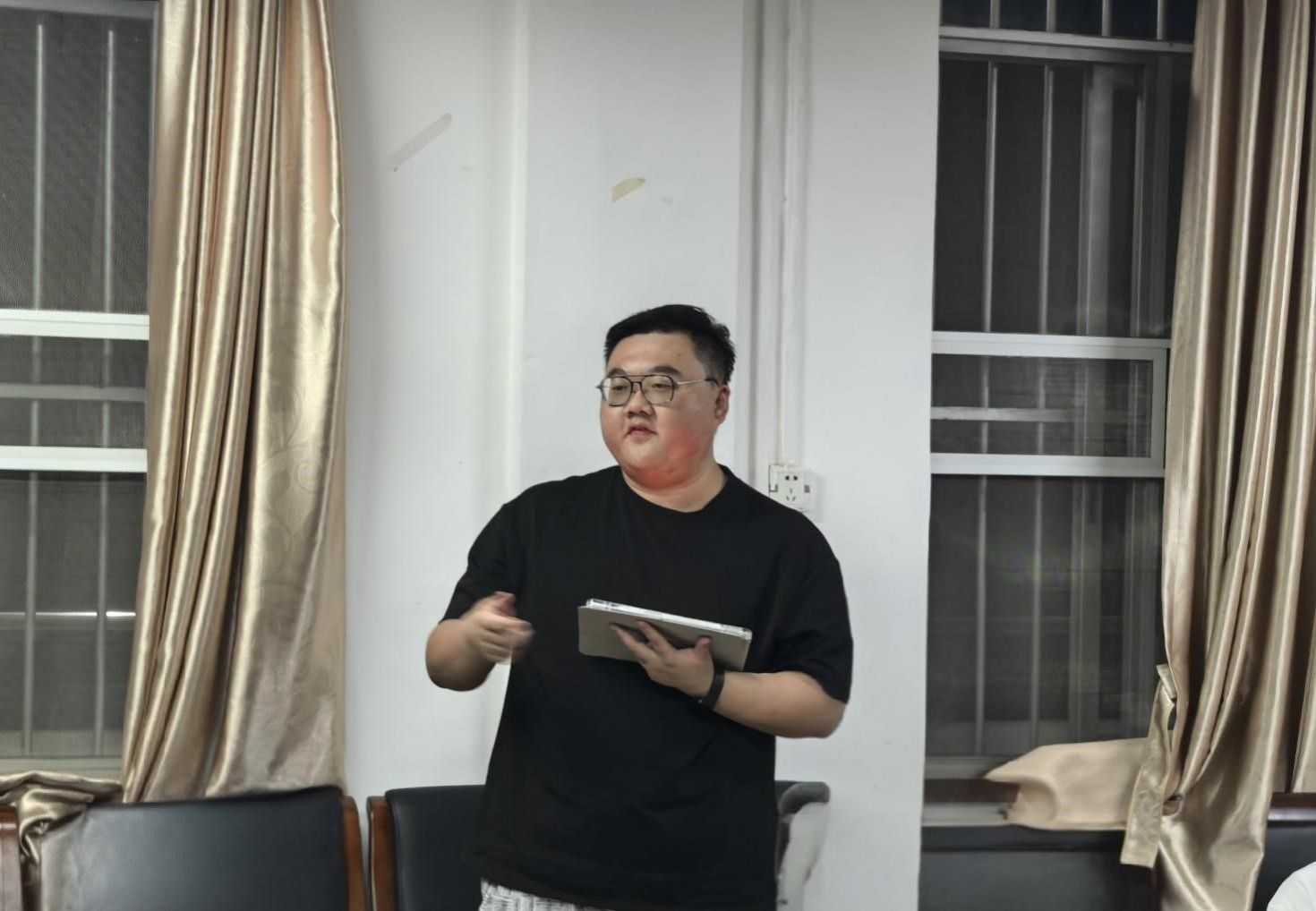 betway必威西汉姆联